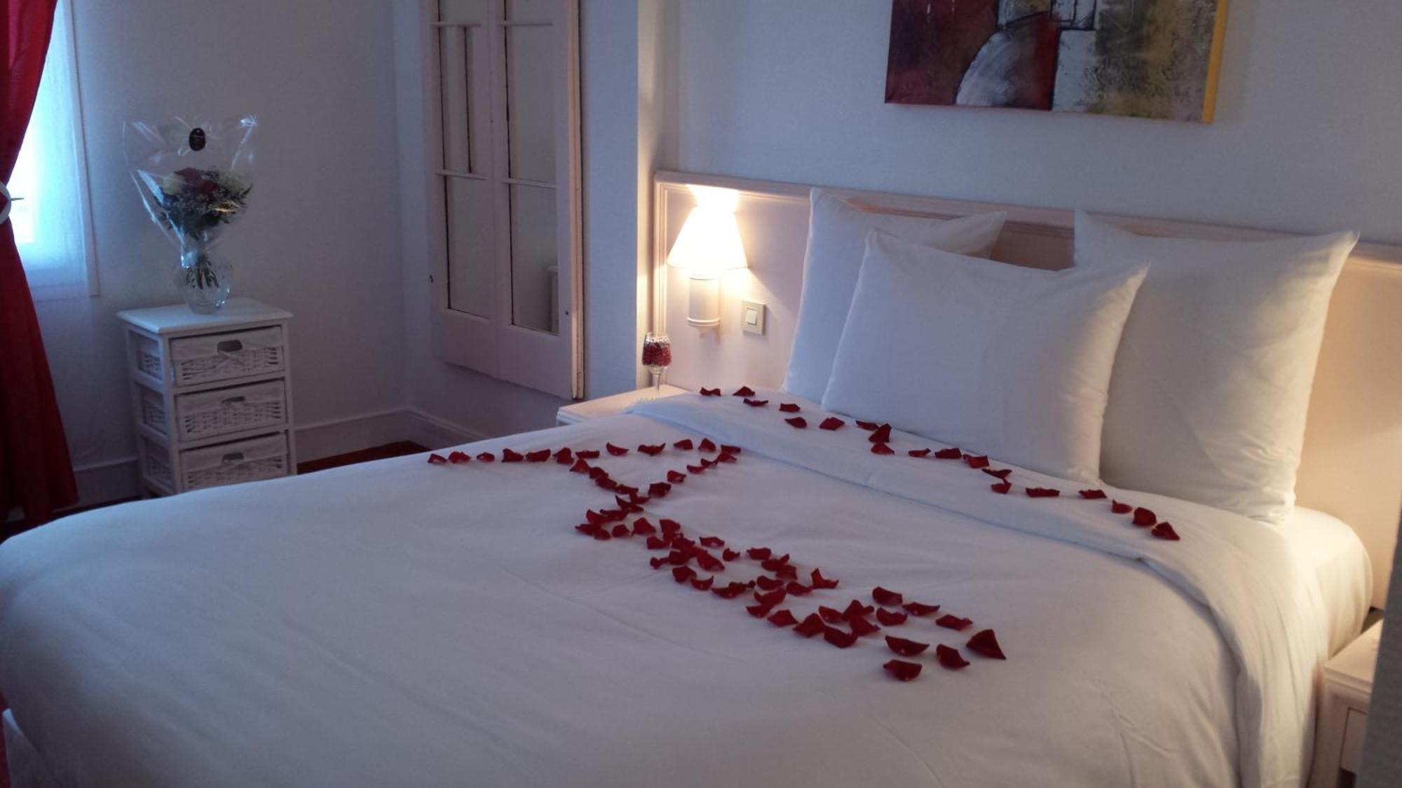 Hotel Le Beffroi Dreux Rom bilde